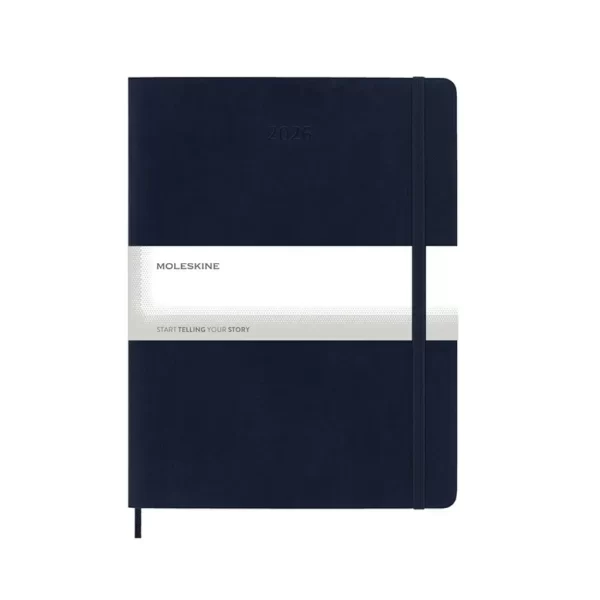 Планер Moleskine XLс вътрешен джоб, отбелязваща лента и практична структура за записки.