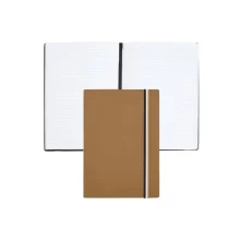 Детайл на логото и трицветната ивица на бележник Iconic A5