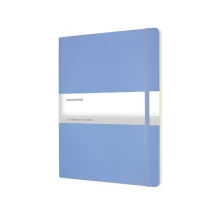 MOLESKINE B5 тефтер с мека корица, стоящ на бюро до писалка