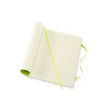 Елегантен Тефтер MOLESKINE B5 с мека корица, еластична лента и лента за маркиране