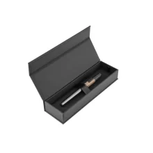 Стилно портфолио с метални елементи и цип