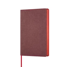 Класически тефтер с внимателно подбрани материали за издръжливост.