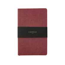 Тефтер с минималистичен дизайн и внимание към детайлите.