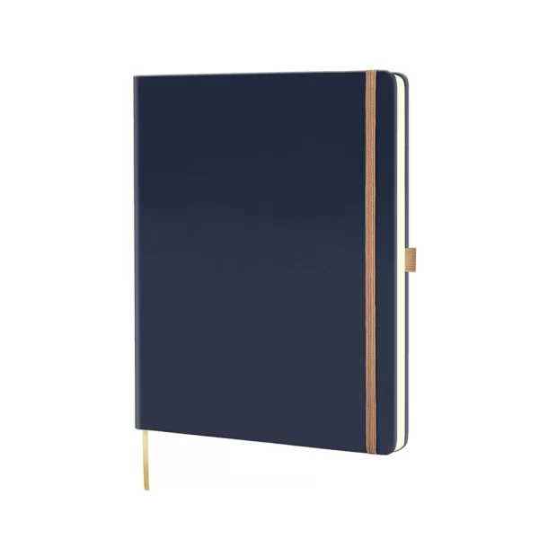 Практичен тефтер B5 с 224 страници за записки, планове и идеи.